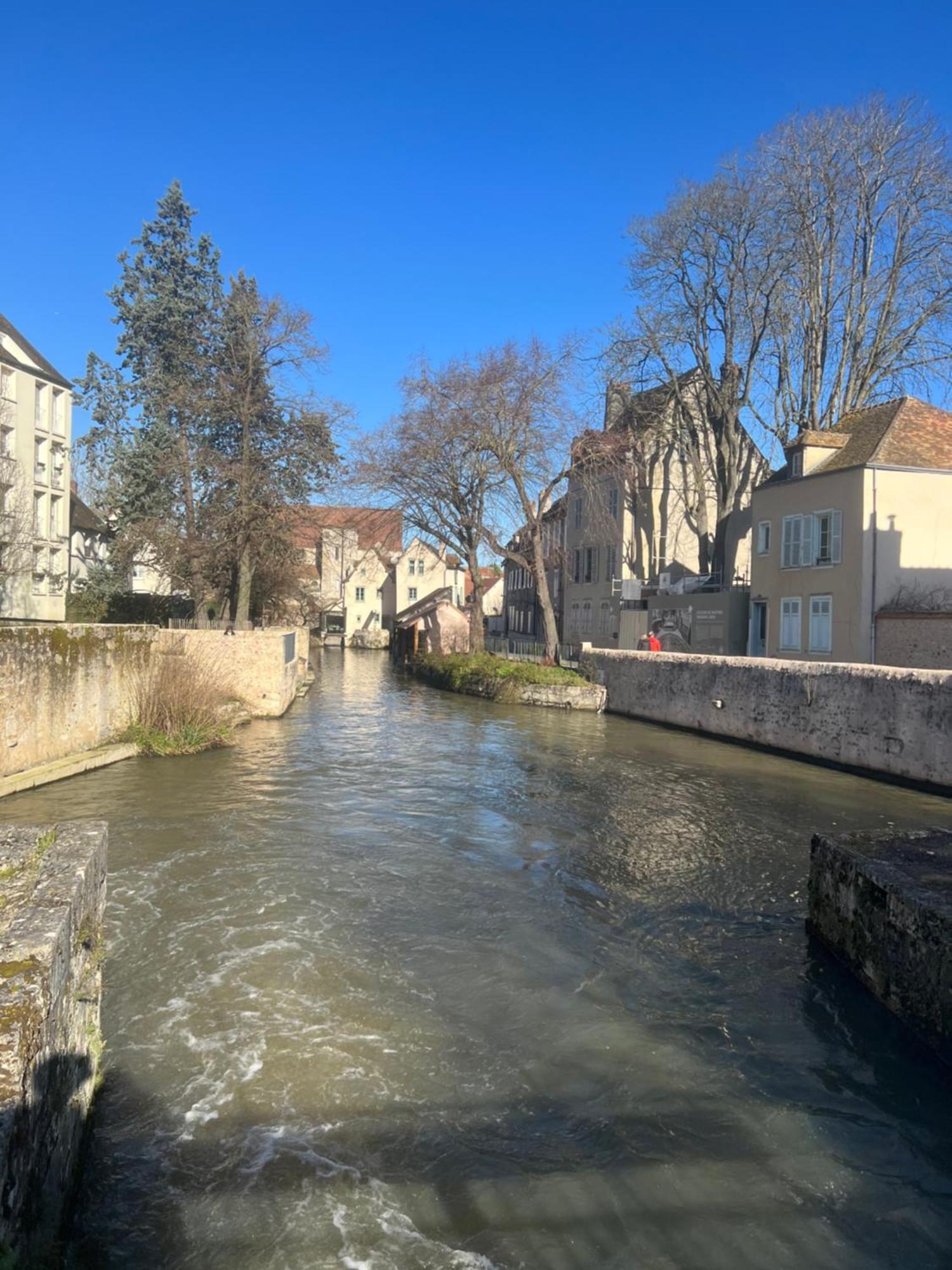 T3 De 55M2 Au Centre De Chartres Avec Parking Διαμέρισμα Εξωτερικό φωτογραφία